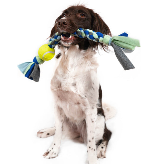 Knytleksak med tennisboll