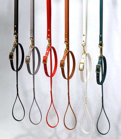 Handtillverkat Koppel i Biothane ® - Vit