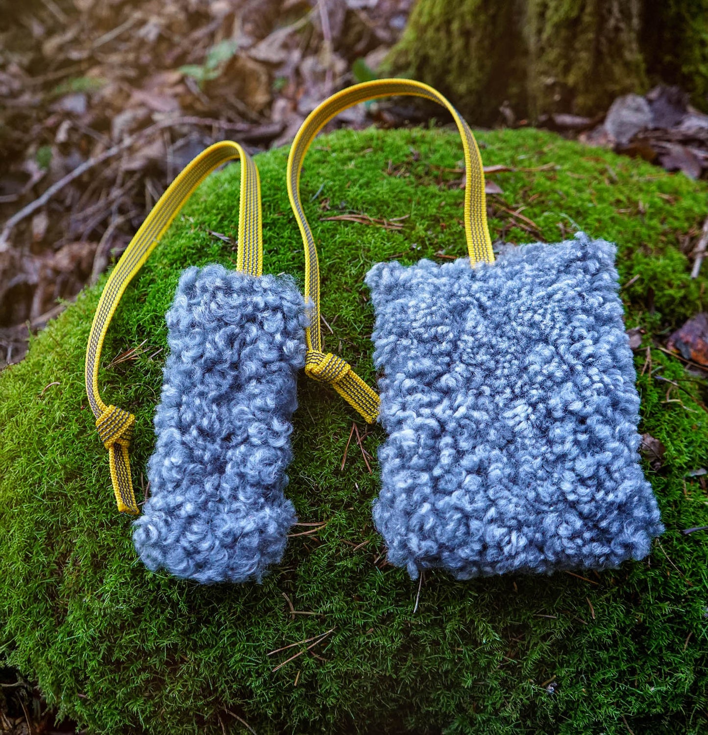 Träningsleksak i äkta fårskinn